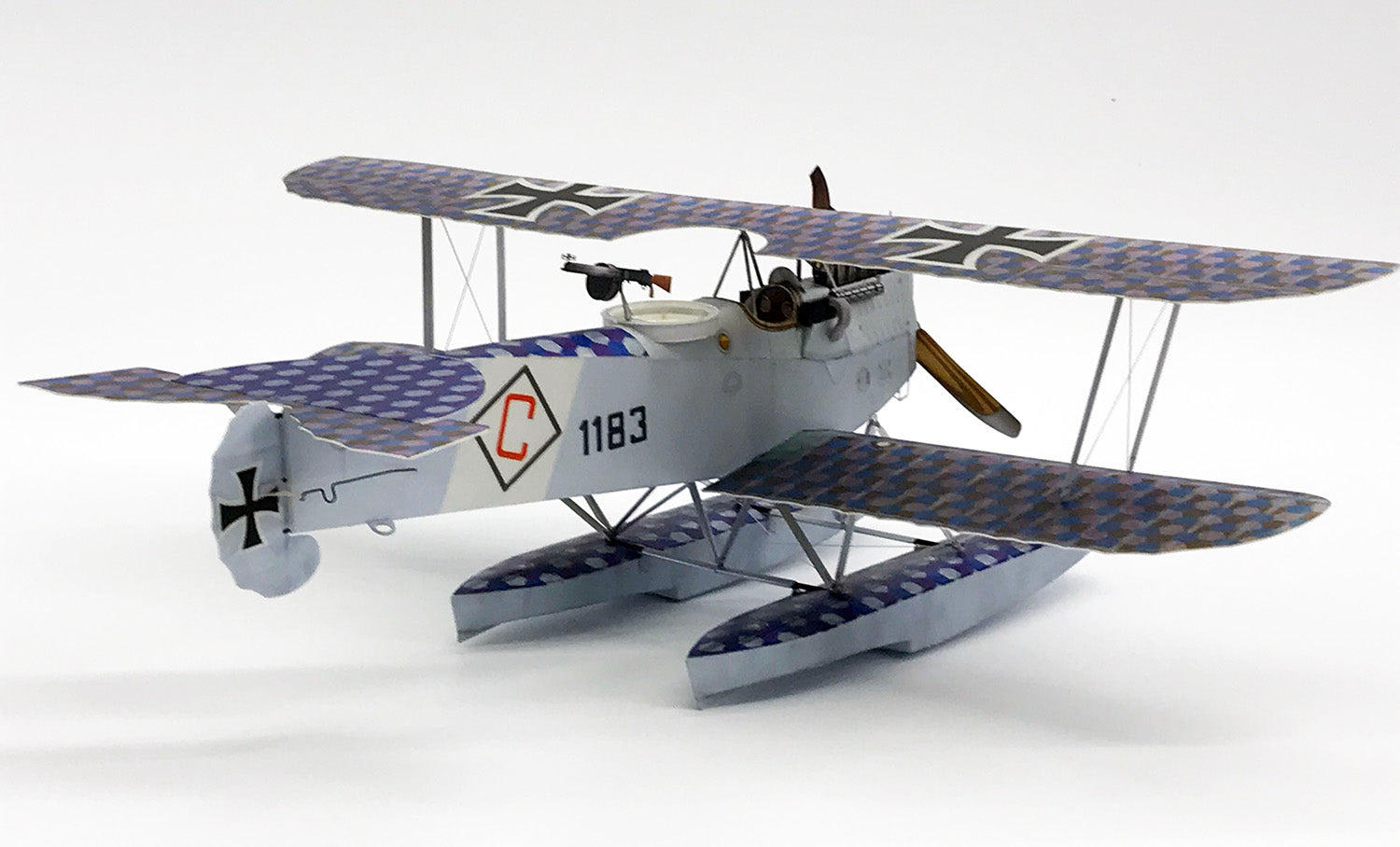 Hansa Brandenburg W.12 Early 1/32 エッチング付 Wingnut Wings